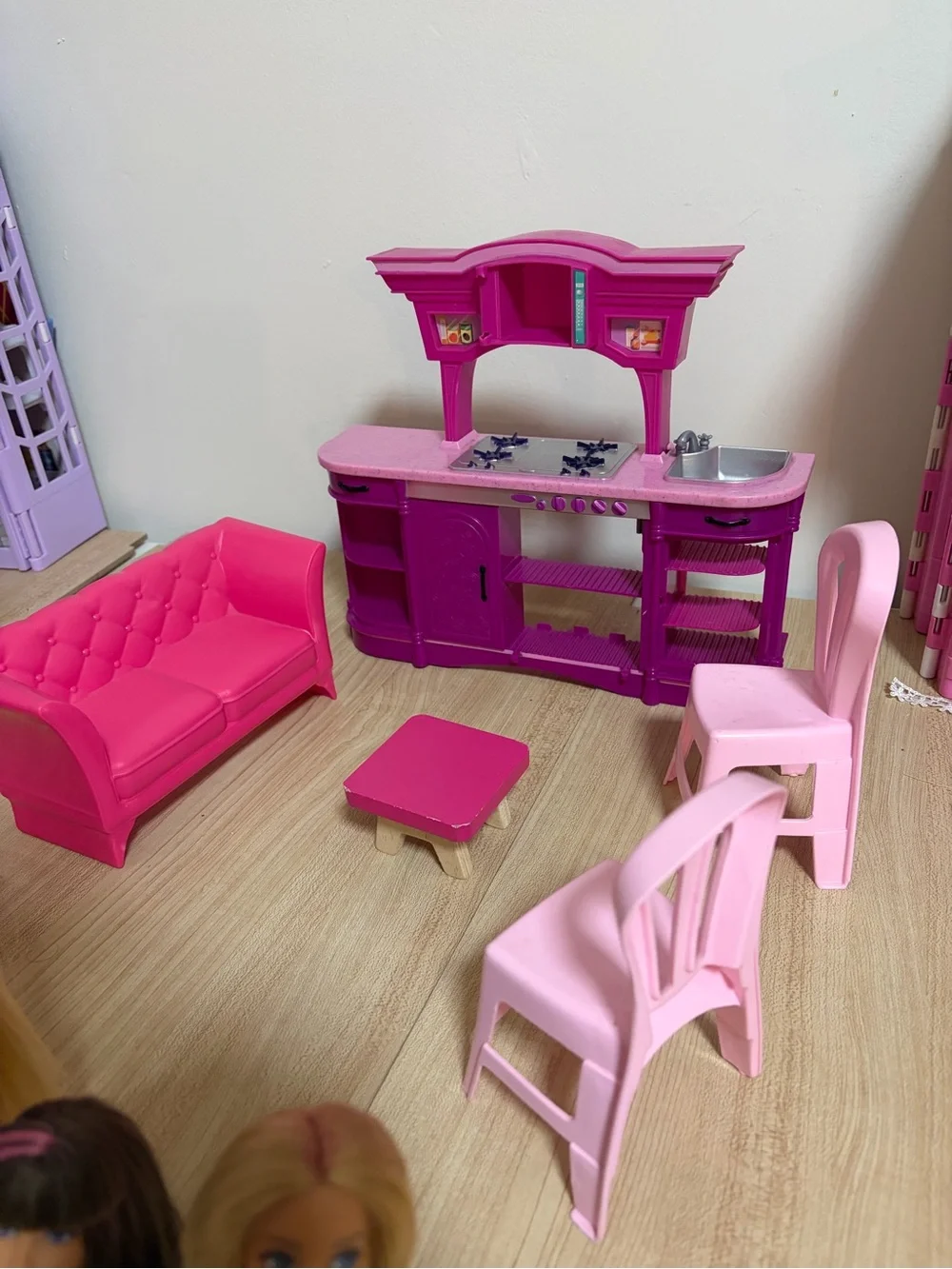 4 Barbie Hot Pink and Light Pink Kitchen & Living Room Set